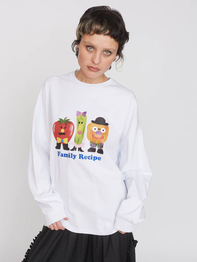 Collection-women-landing, collection-women-new-in-1, collection-womens-tops, model:Momo wears size S and is 5’9”, collection-curve, collection-new-in,collection-sale