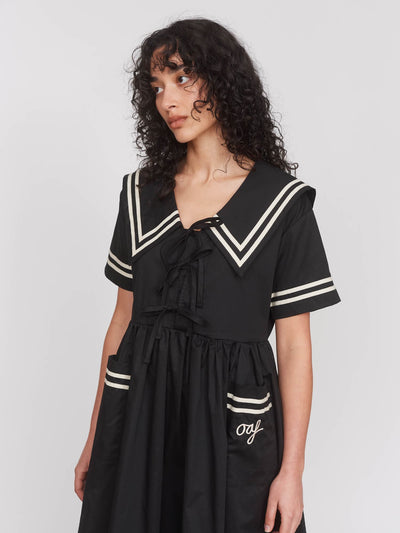 model:Seren wears size S and is 5’8”