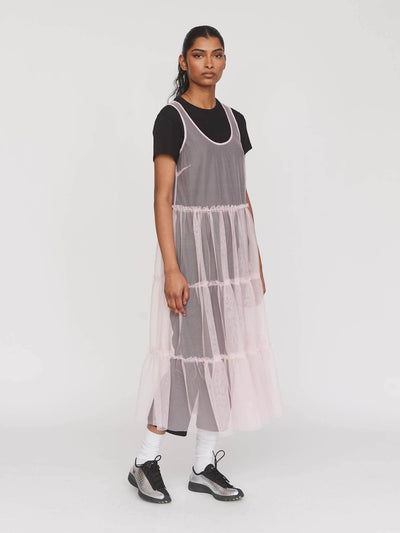 model:Kerethika wears size S and is 5’ 7”