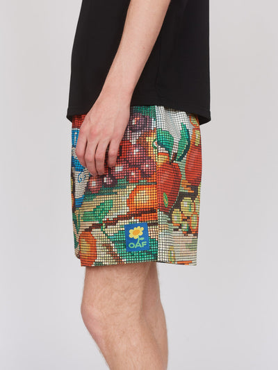 model:Archie wears size L and is 6’1”