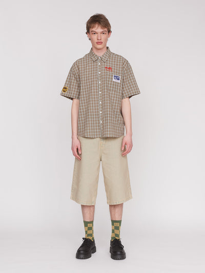 model:Harry wears size XXL and is 6’2”