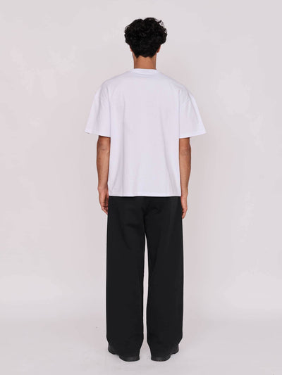 model:Ali wears size L and is 6’1”