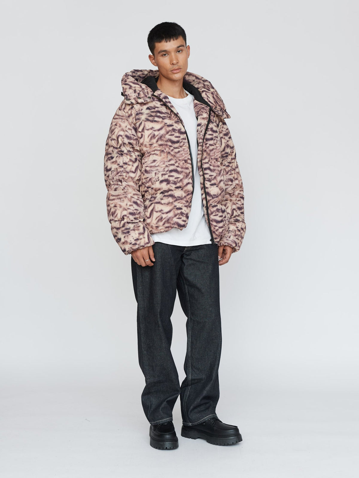 Collection-men-landing, collection-men-new-in-1, collection-mens-jackets, model: Noah wears size L and is 6’0”
