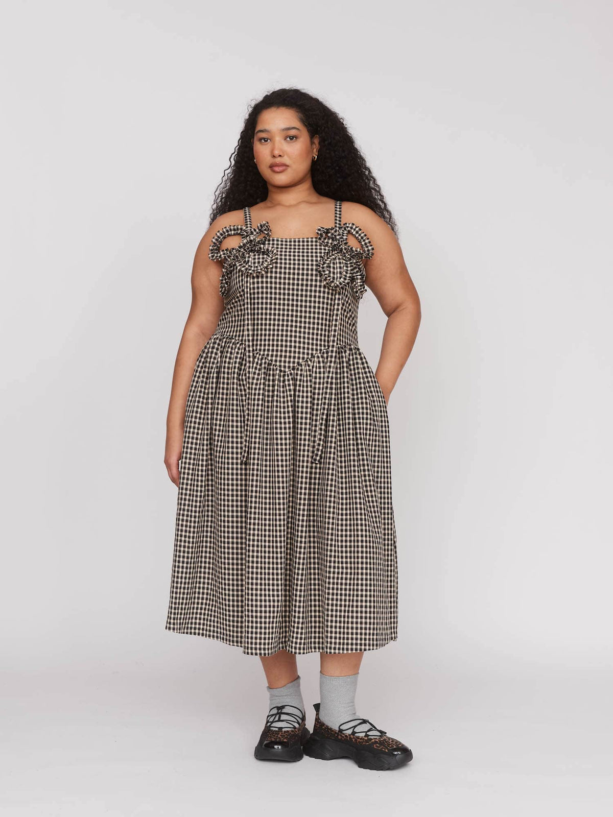 model:Zaynab wears size 18 and is 5’8”, collection-curve, collection-partywear