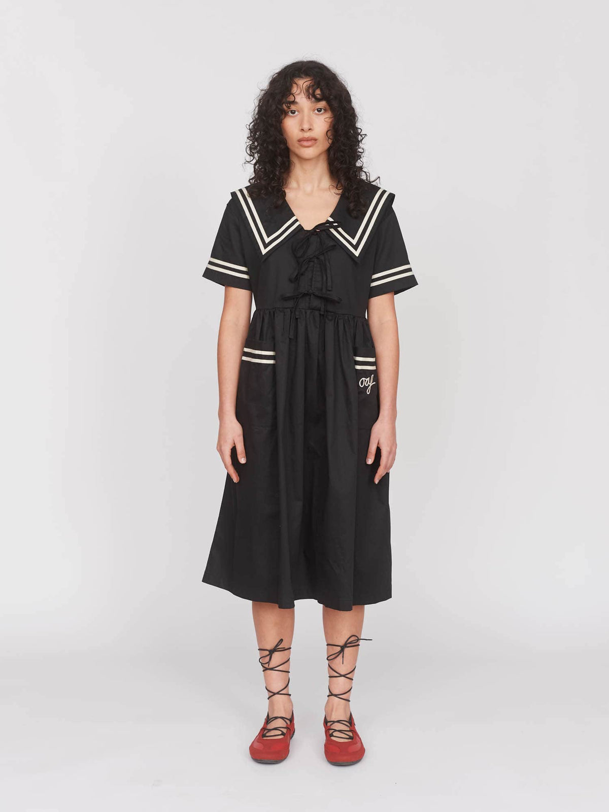 Collection-women-landing, collection-women-new-in-1,
collection-womens-dresses, model:Seren wears size S and is 5’8”