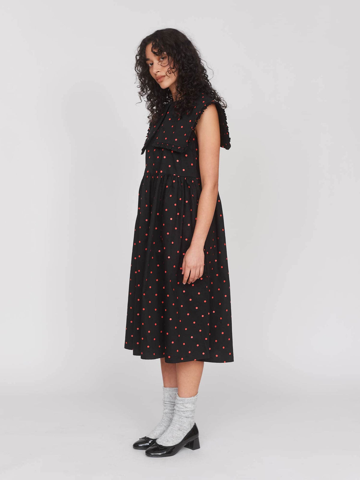 model:Seren wears size S and is 5’8”