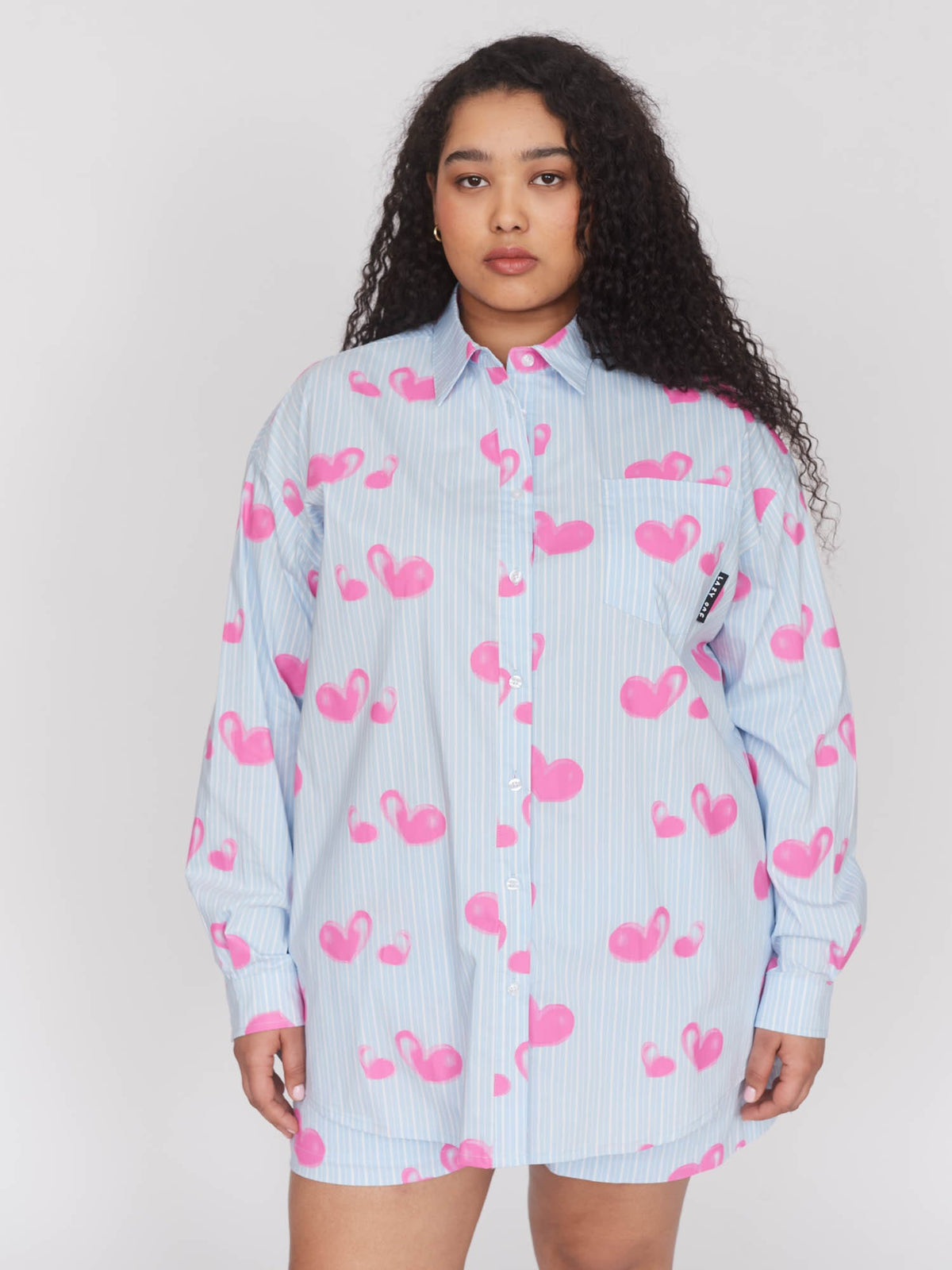 collection-curve, model:Zaynab wears size XXL and is 5’8”