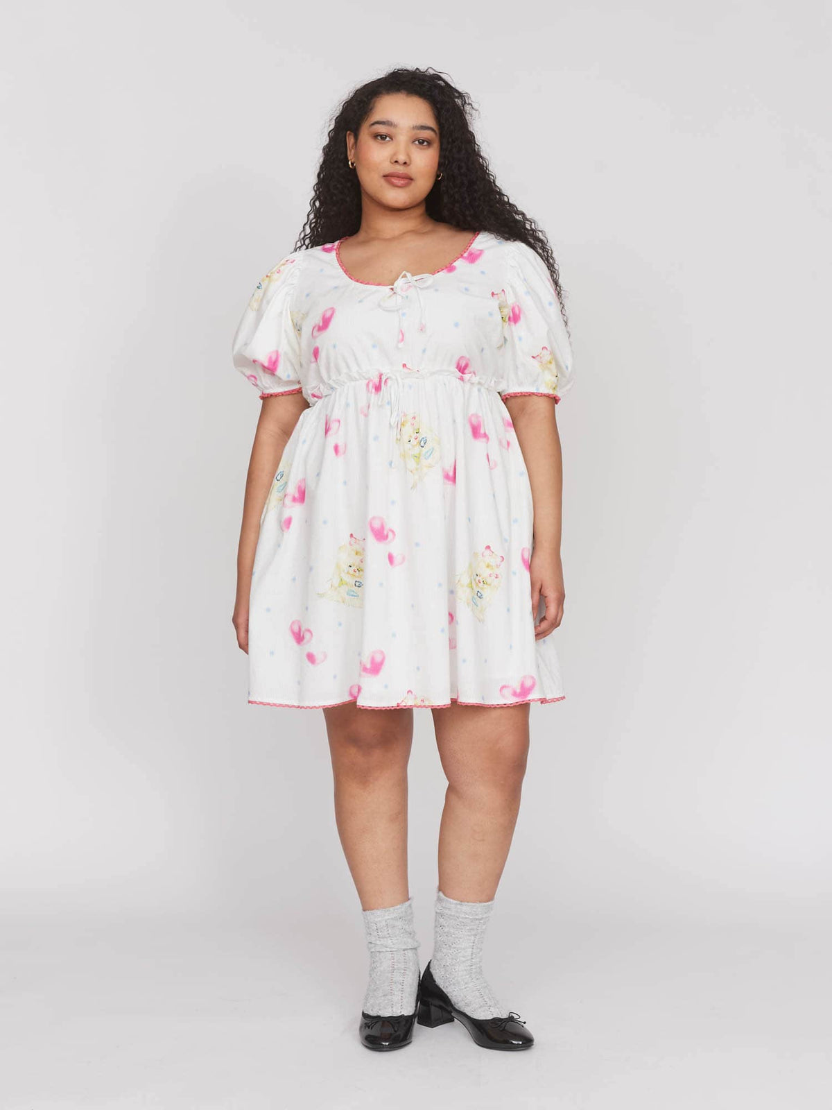 collection-curve, model:Zaynab wears size XXL and is 5’8”