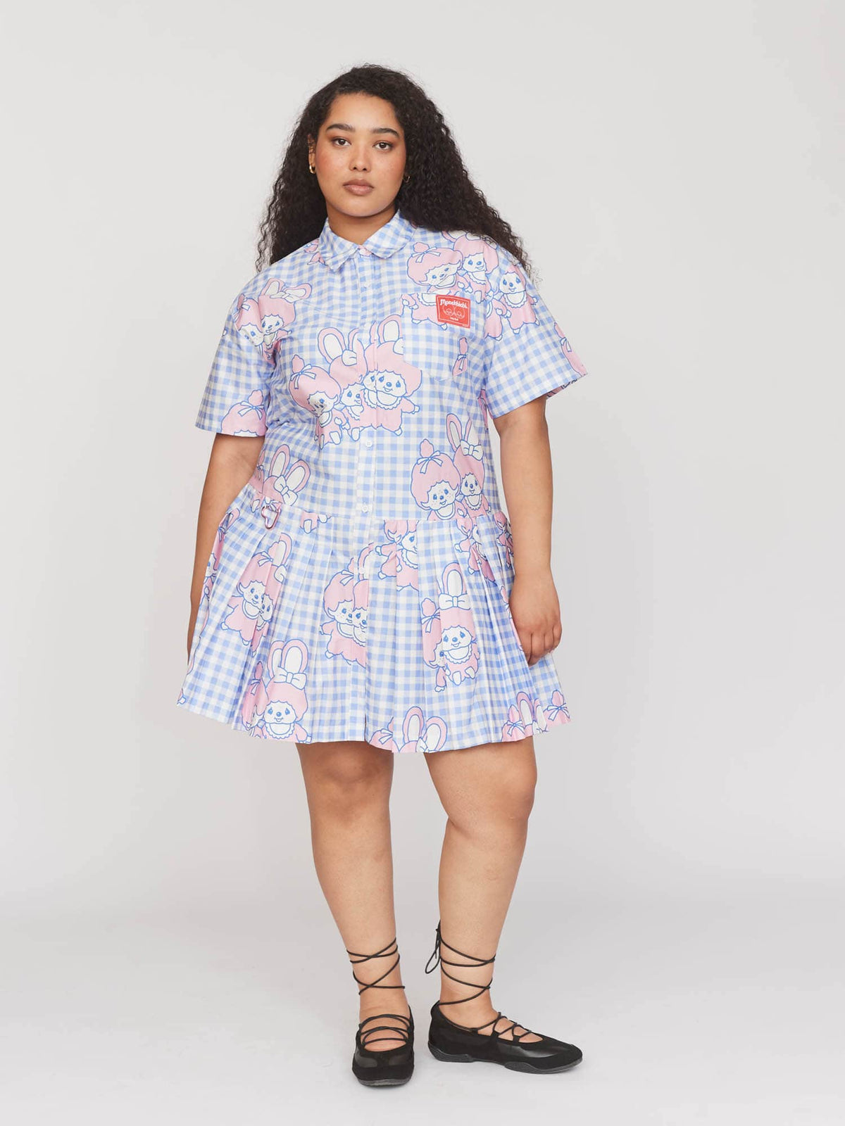 collection-curve, model:Zaynab wears size 18 and is 5’8”