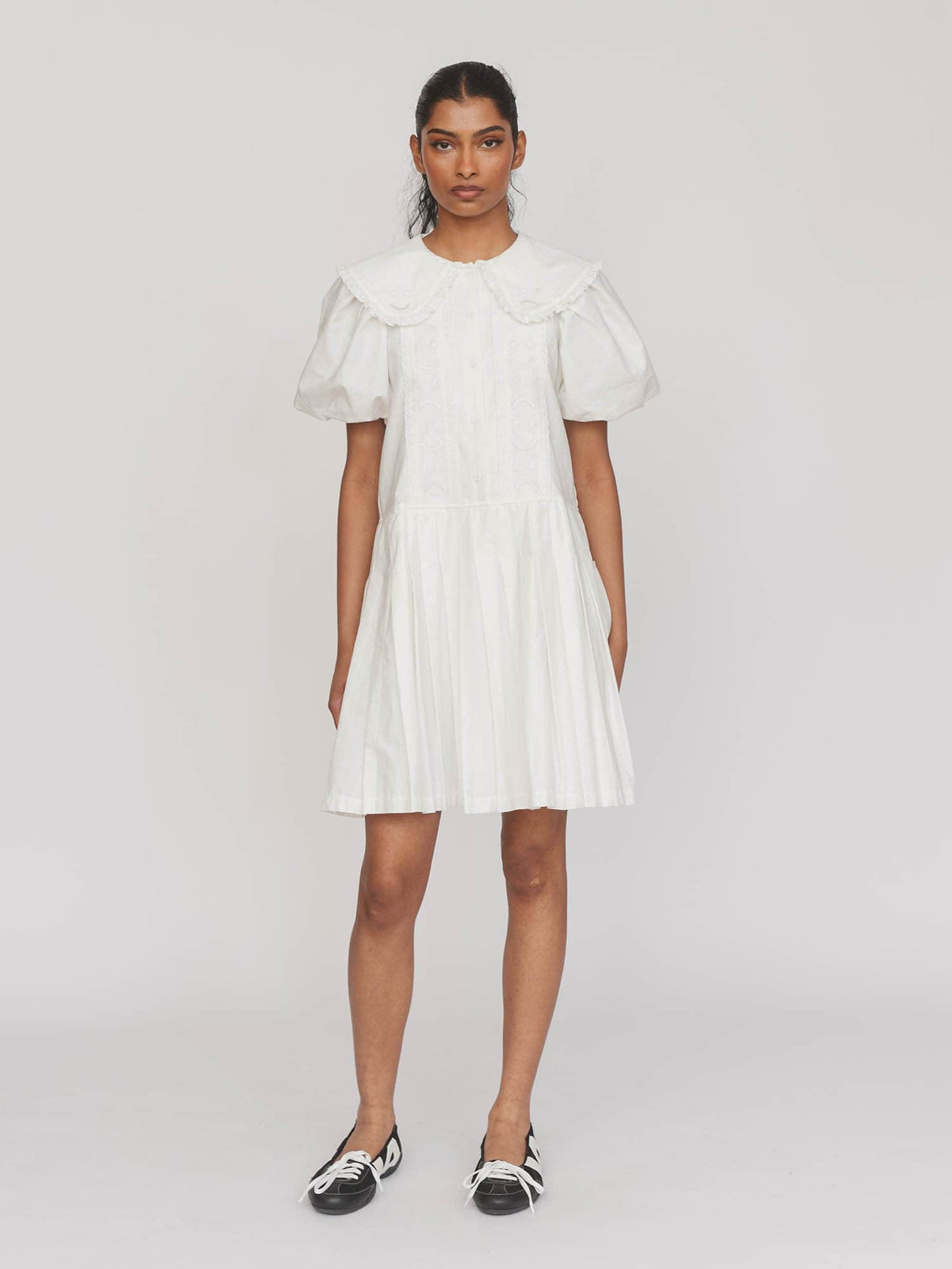 Collection-women-landing, collection-women-new-in-1, collection-womens-dresses, collection-summer-shop, model:Kerethika wears size S and is 5’ 7”
