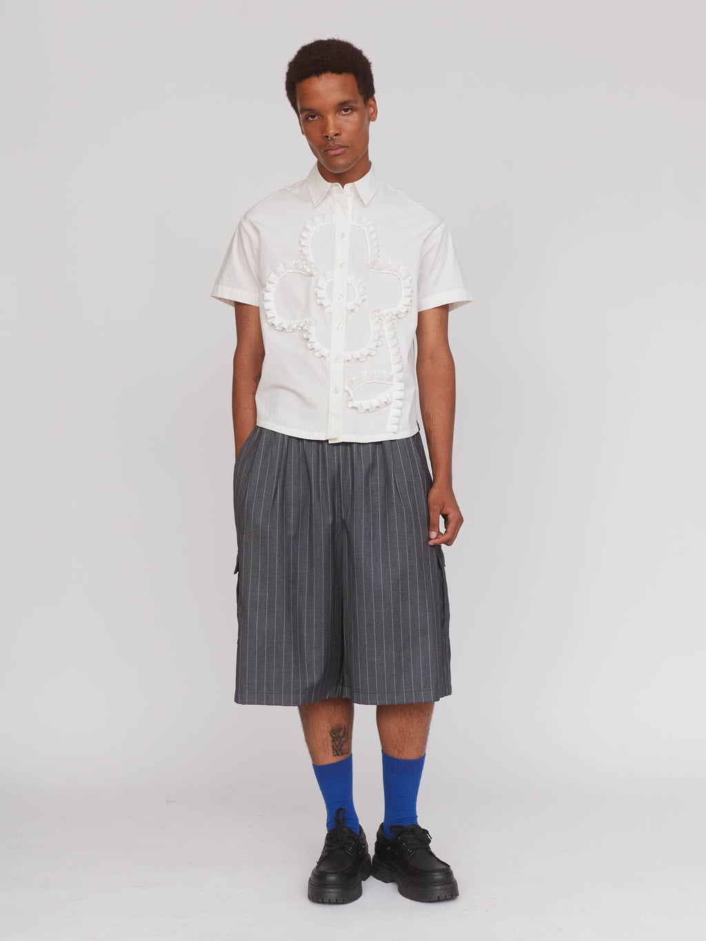  model:Fiki wears size S and is 6’3”