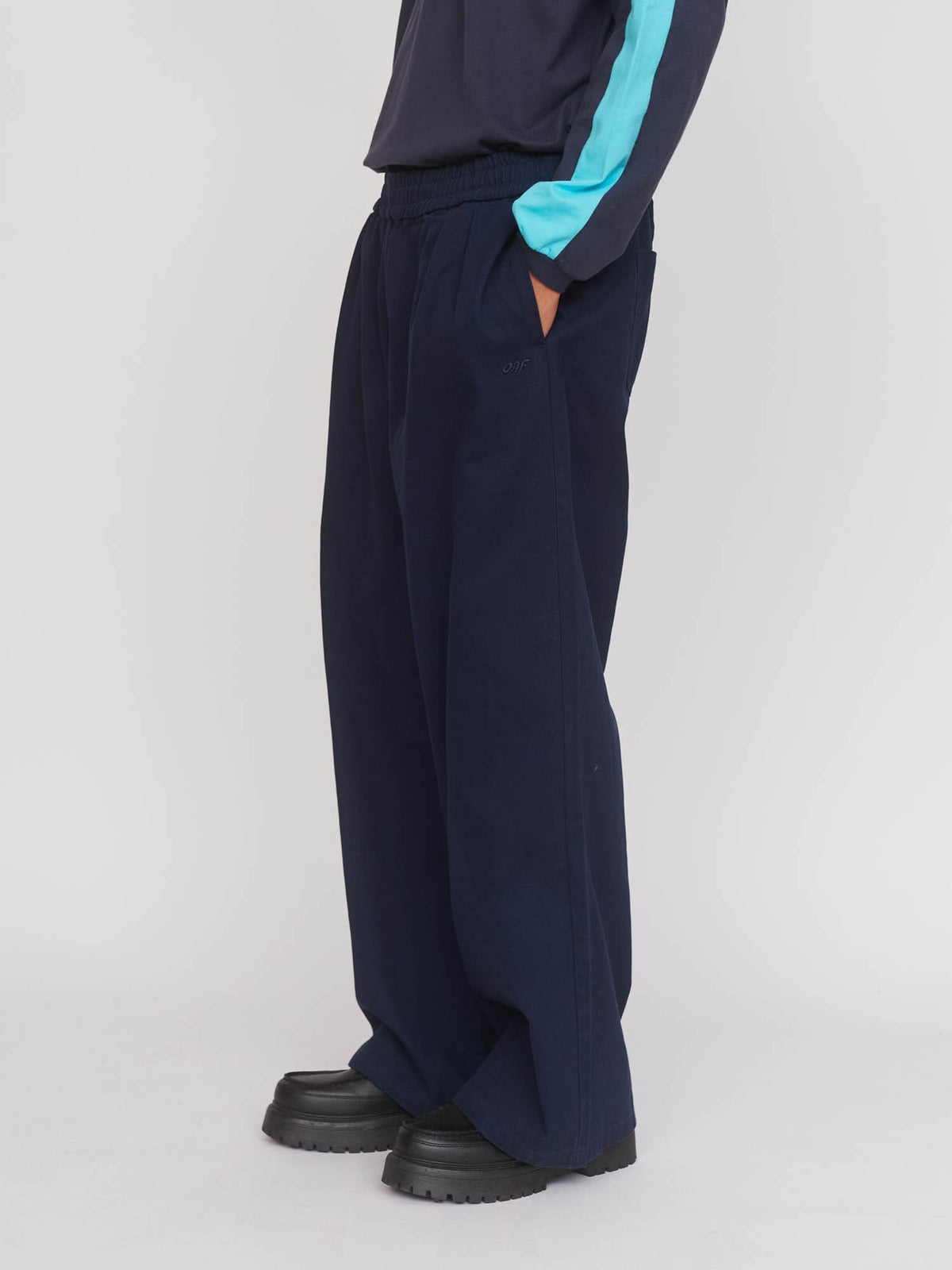 model:Fiki wears size L and is 6’3” , collection-mens-trousers