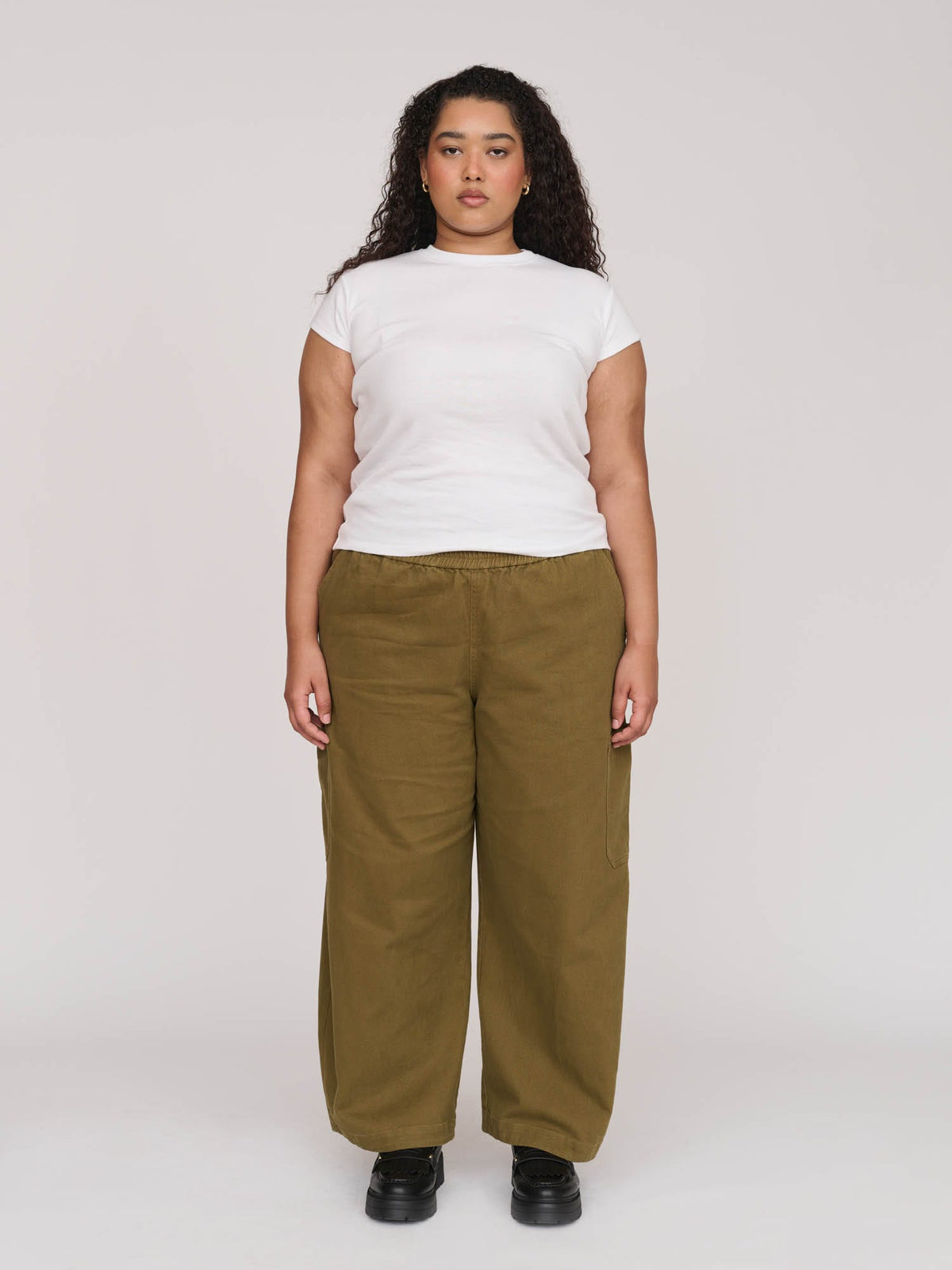 collection-curve, model:Zaynab wears size XXL and is 5’8”, collection-curve-bottoms