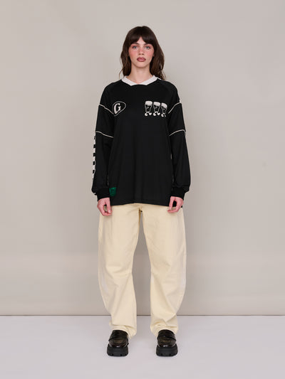 model:Molly wears size S and is 5’ 7”