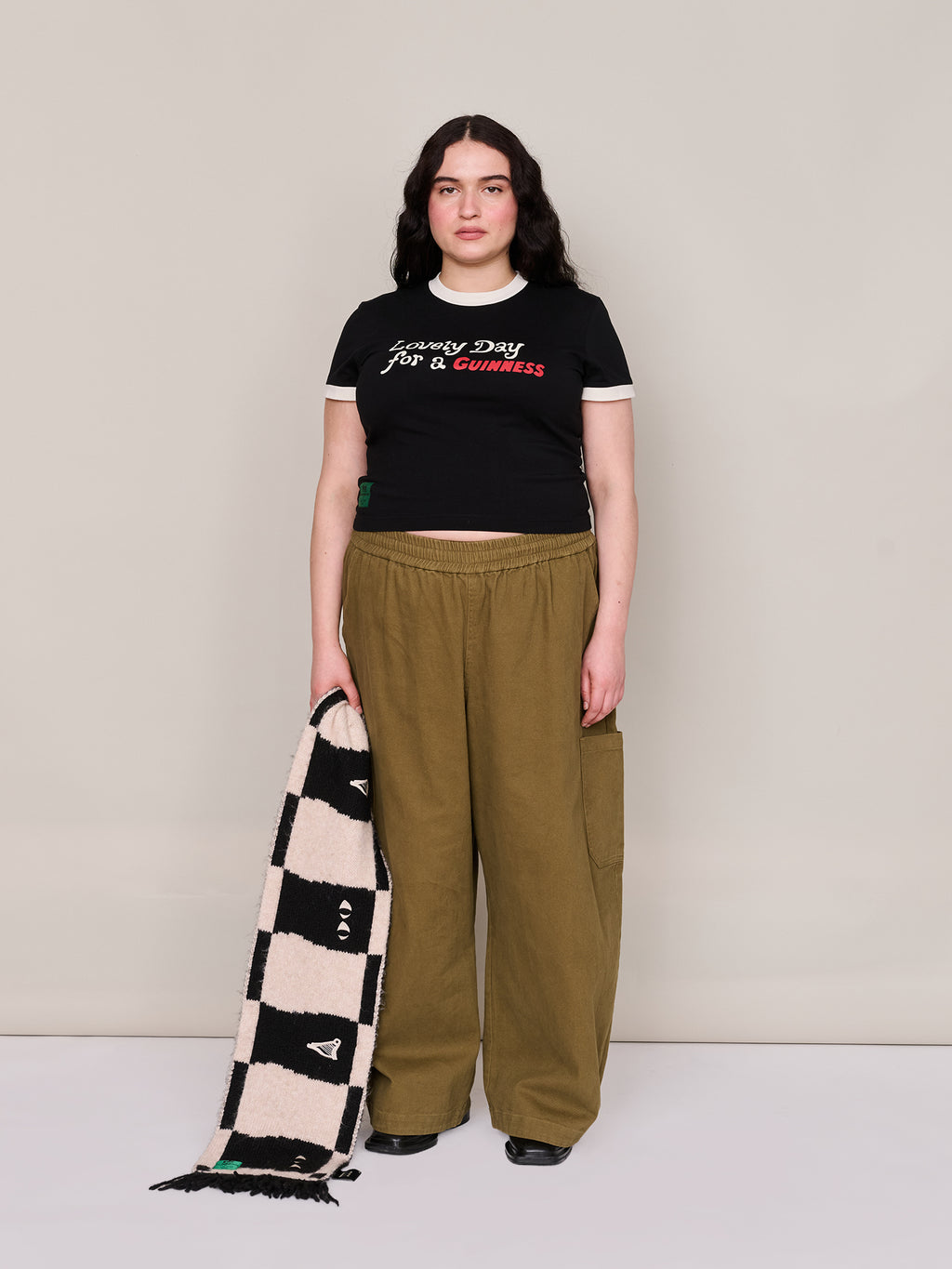 model:Yasmin wears size L and is 5’4”