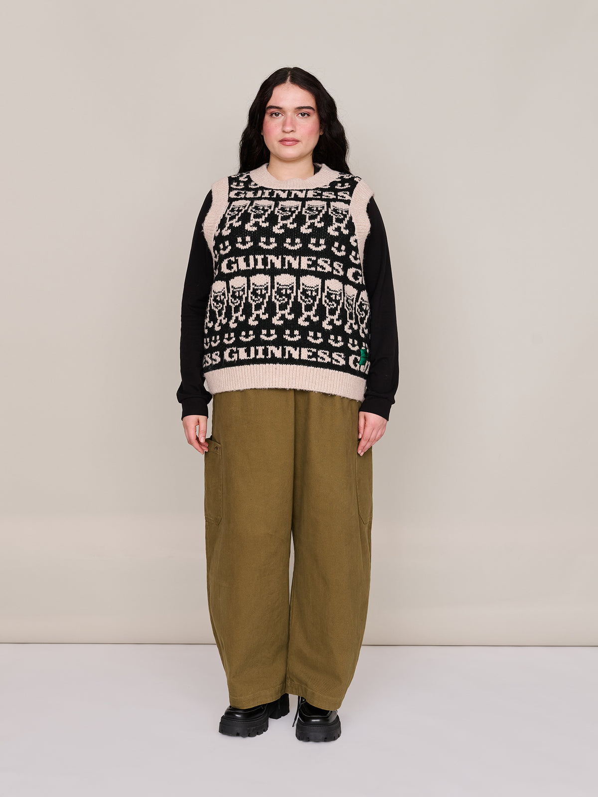 model:Yasmin wears size L and is 5’4”