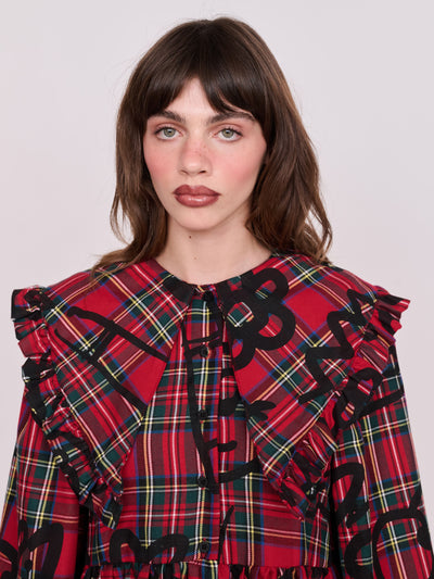 model:Molly wears size 8 and is 5’ 7”