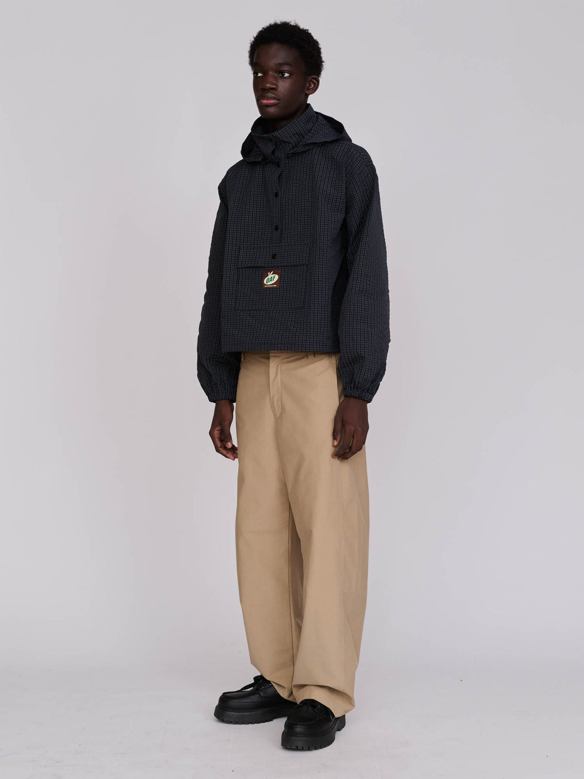 model:Elhadj wears size S and is 6’1”