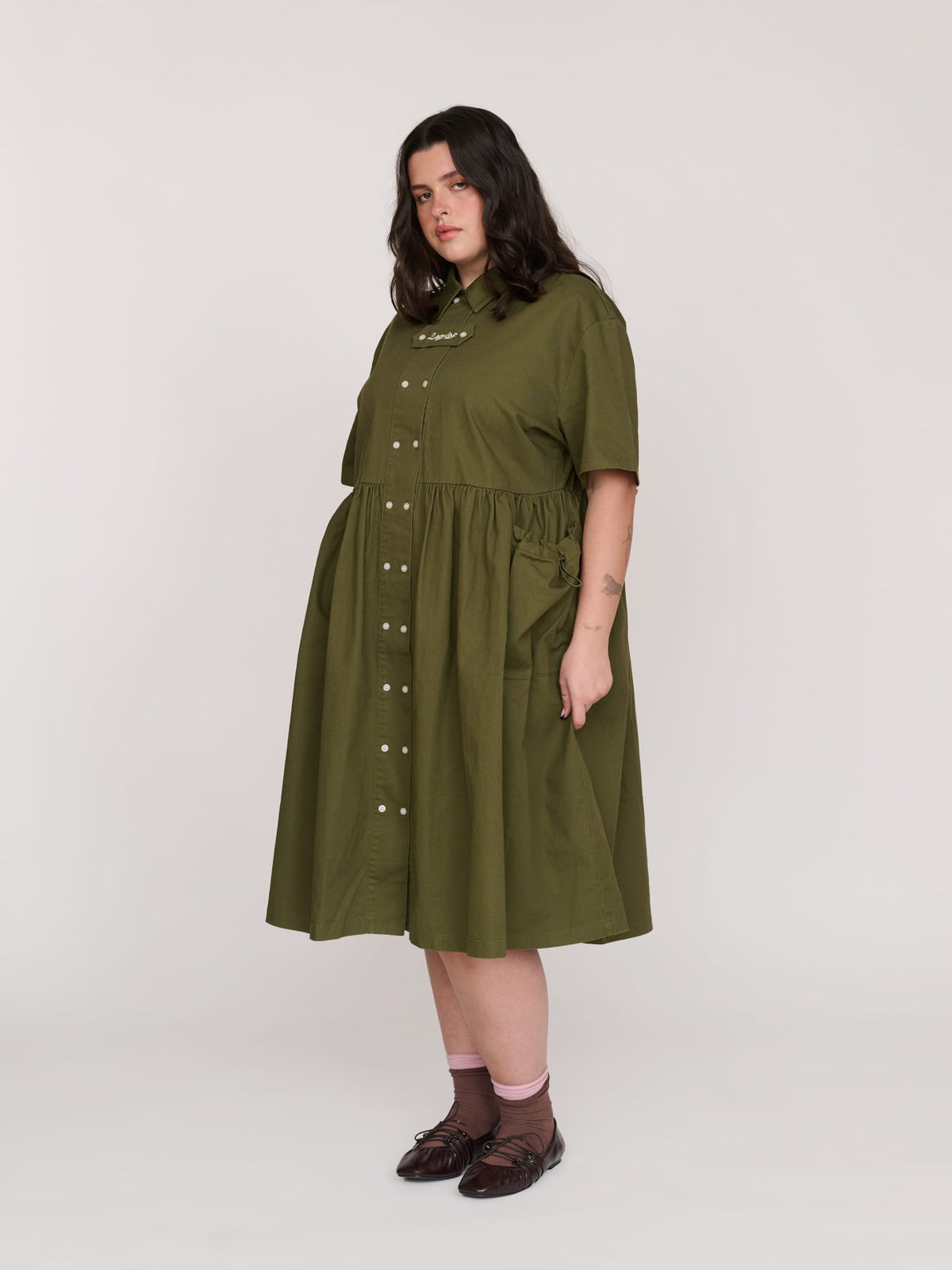 model:Bella wears size XXL and is 5’10”