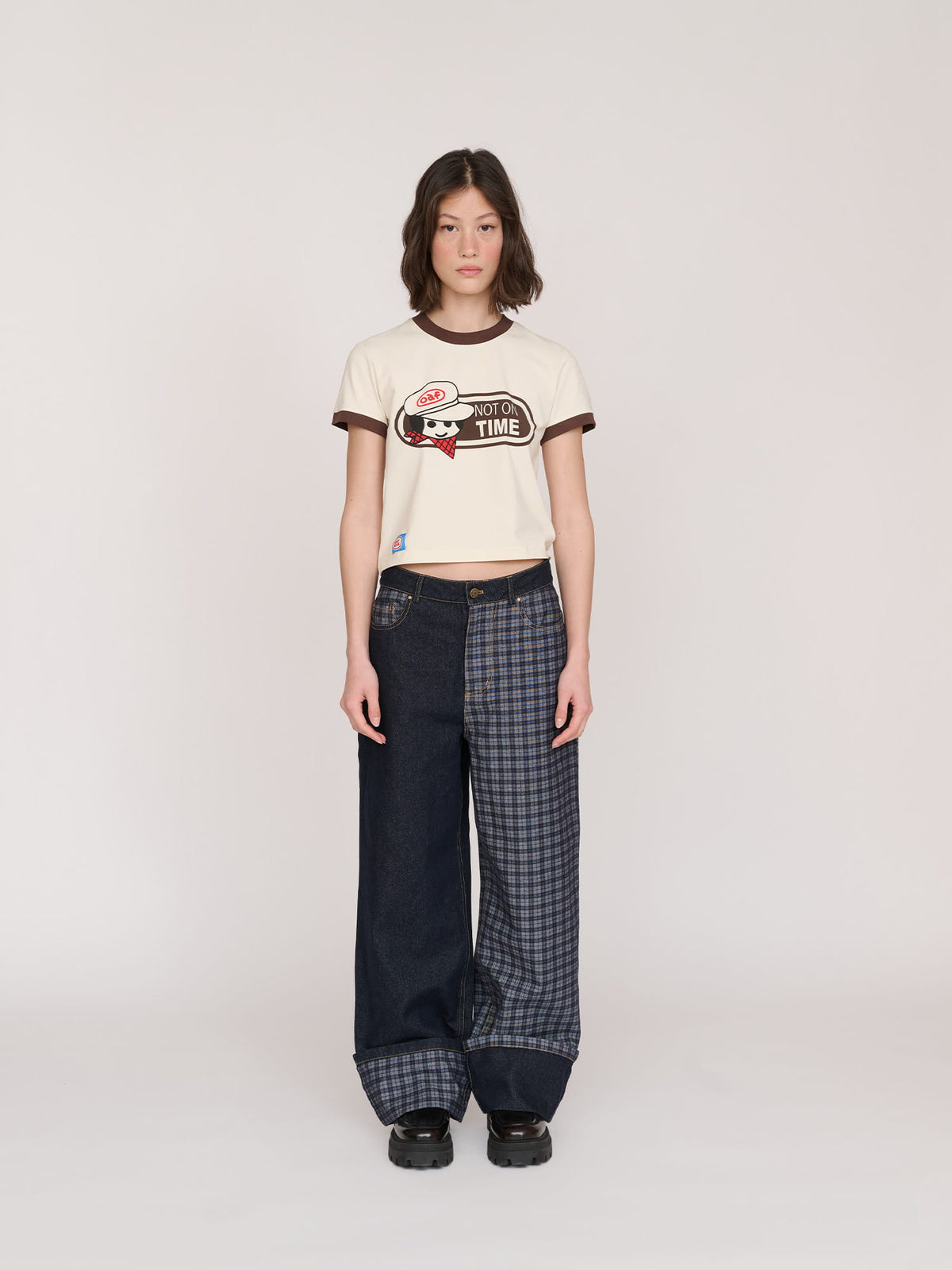 model:Jess wears size S and is 5’7”