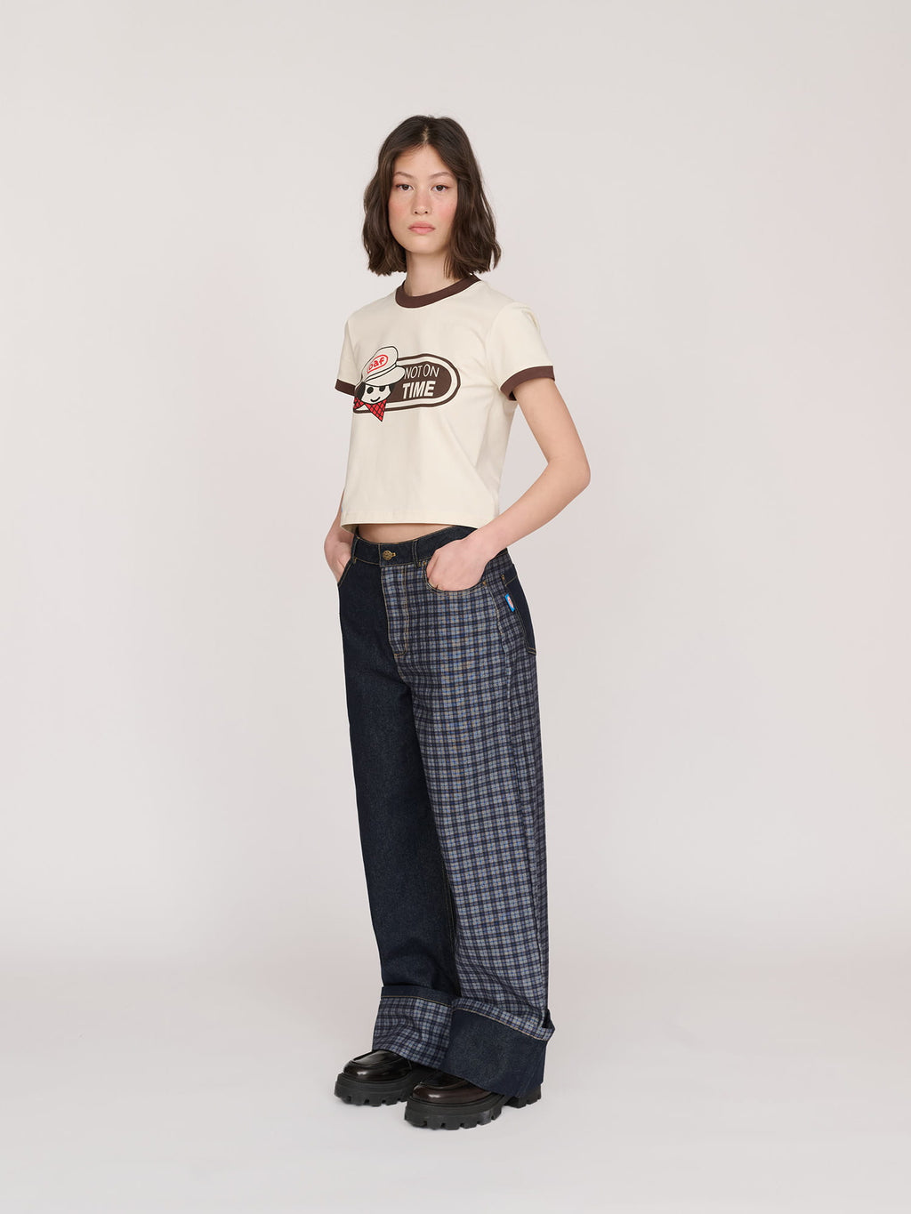 model:Jess wears size S and is 5’7”