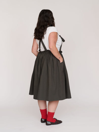 model:Bella wears size XXL and is 5’10”