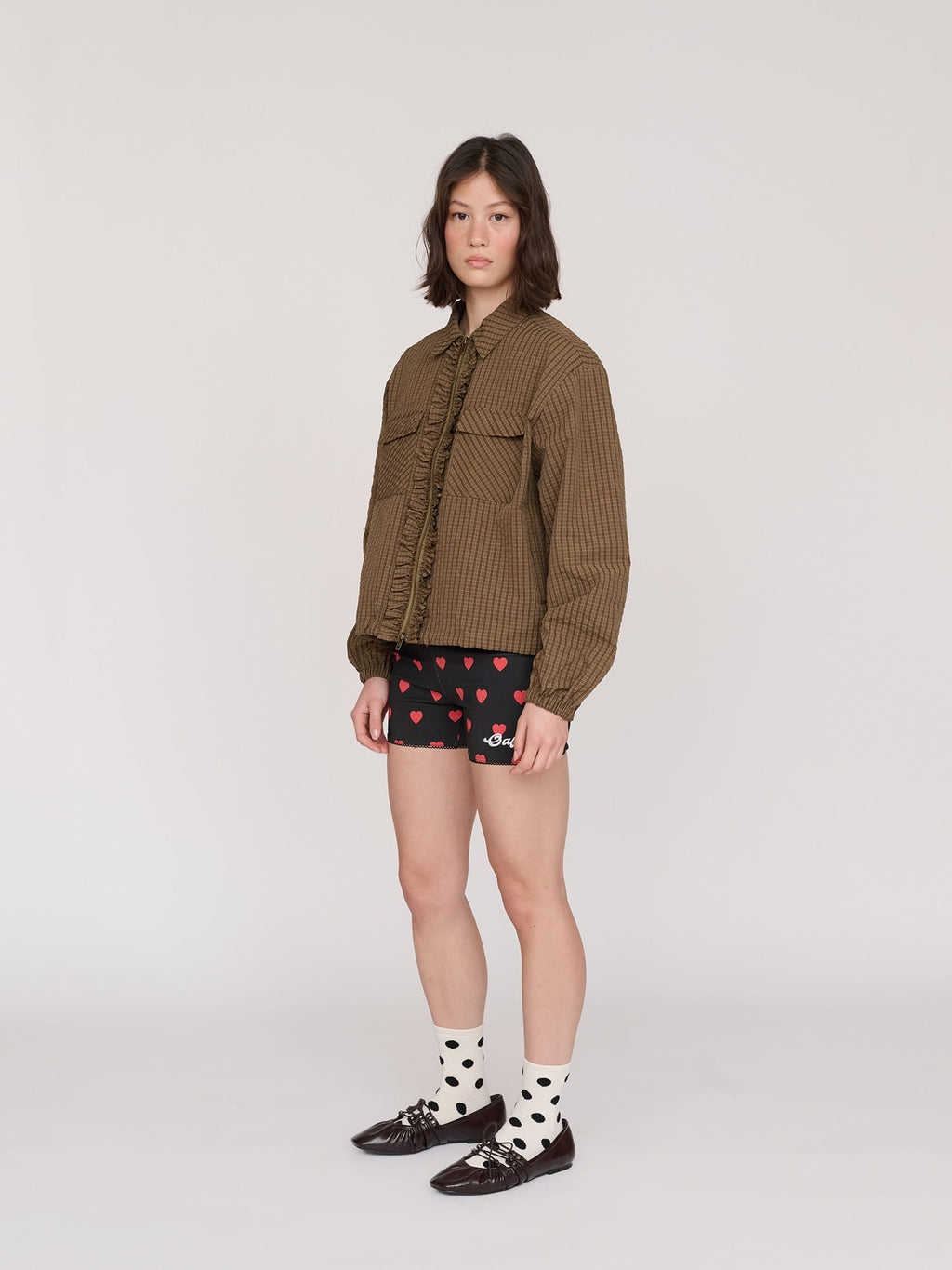 model:Jess wears size 8 and is 5’7”
