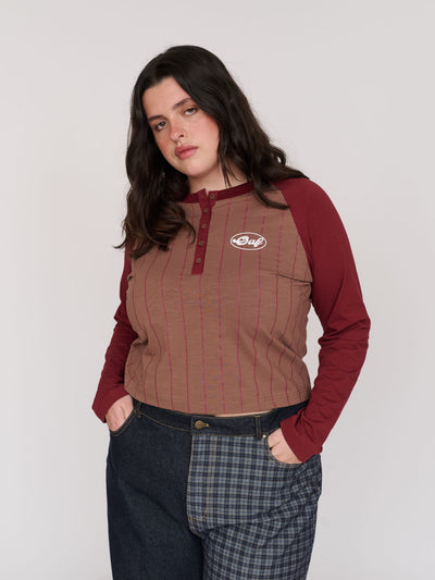 collection-curve, model:Bella wears size XXL and is 5’10”