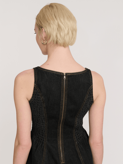 model:Emmie wears size S and is 5’6”