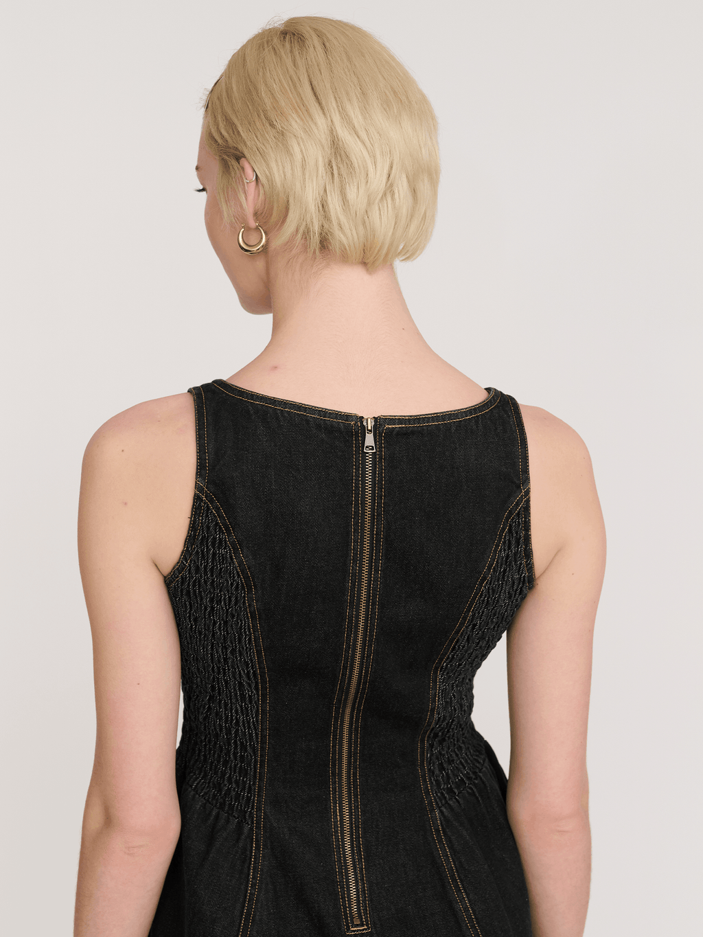 model:Emmie wears size S and is 5’6”