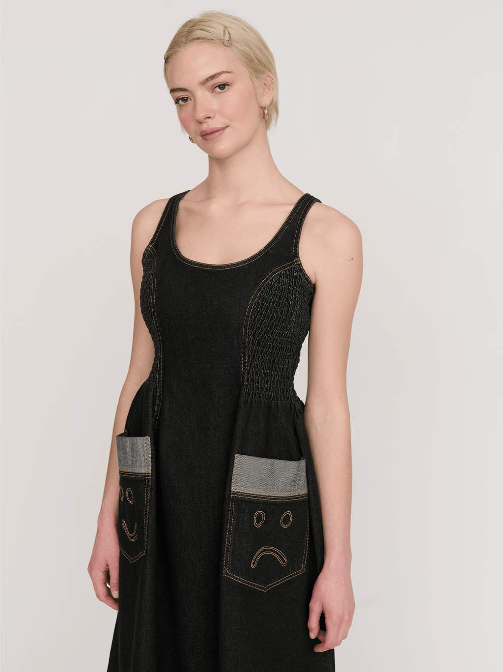 model:Emmie wears size S and is 5’6”