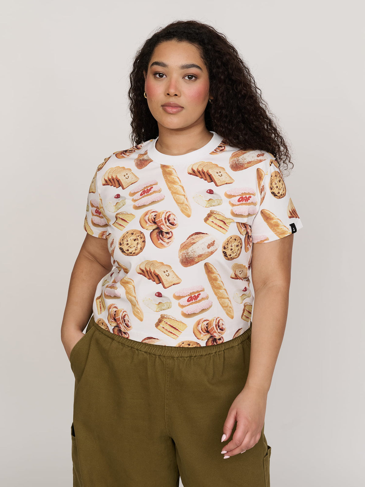 collection-curve, model:Zaynab wears size XXL and is 5’8”, collection-curve-tops, collection-sale, collection-sale-tops, collection-sale-t-shirts
