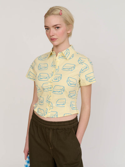 Collection-women-landing, collection-women-new-in-1, collection-womens-shirts, collection-womens-tops, model:Emmie wears size 8 and is 5’6”