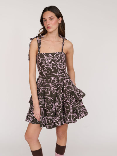 model:Azul wears size 8 and is 5’8”
