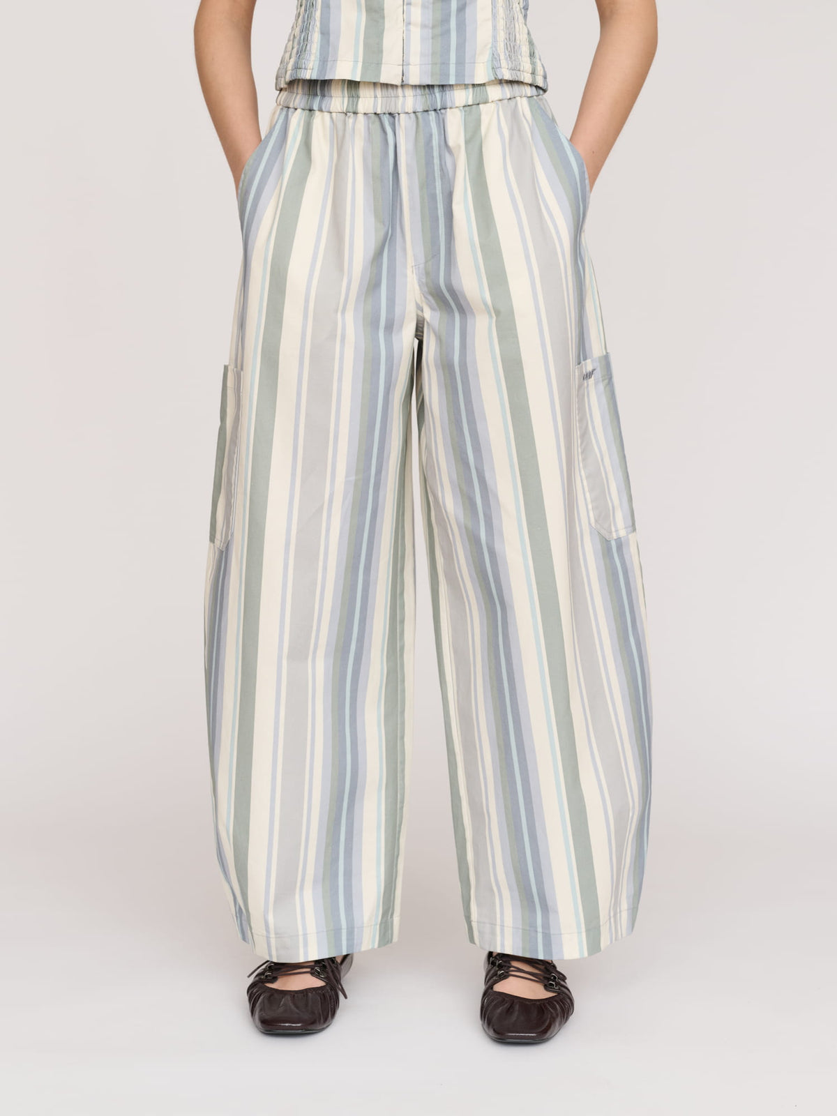 Collection-women-landing, collection-women-new-in-1, collection-womens-trousers, collection-bottoms, collection-summer-shop, collection-festival-fits, model:Azul wears size S and is 5’8”, collection-sale