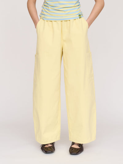 Collection-women-landing, collection-women-new-in-1, collection-womens-trousers, collection-bottoms, model:Azul wears size S and is 5’8”