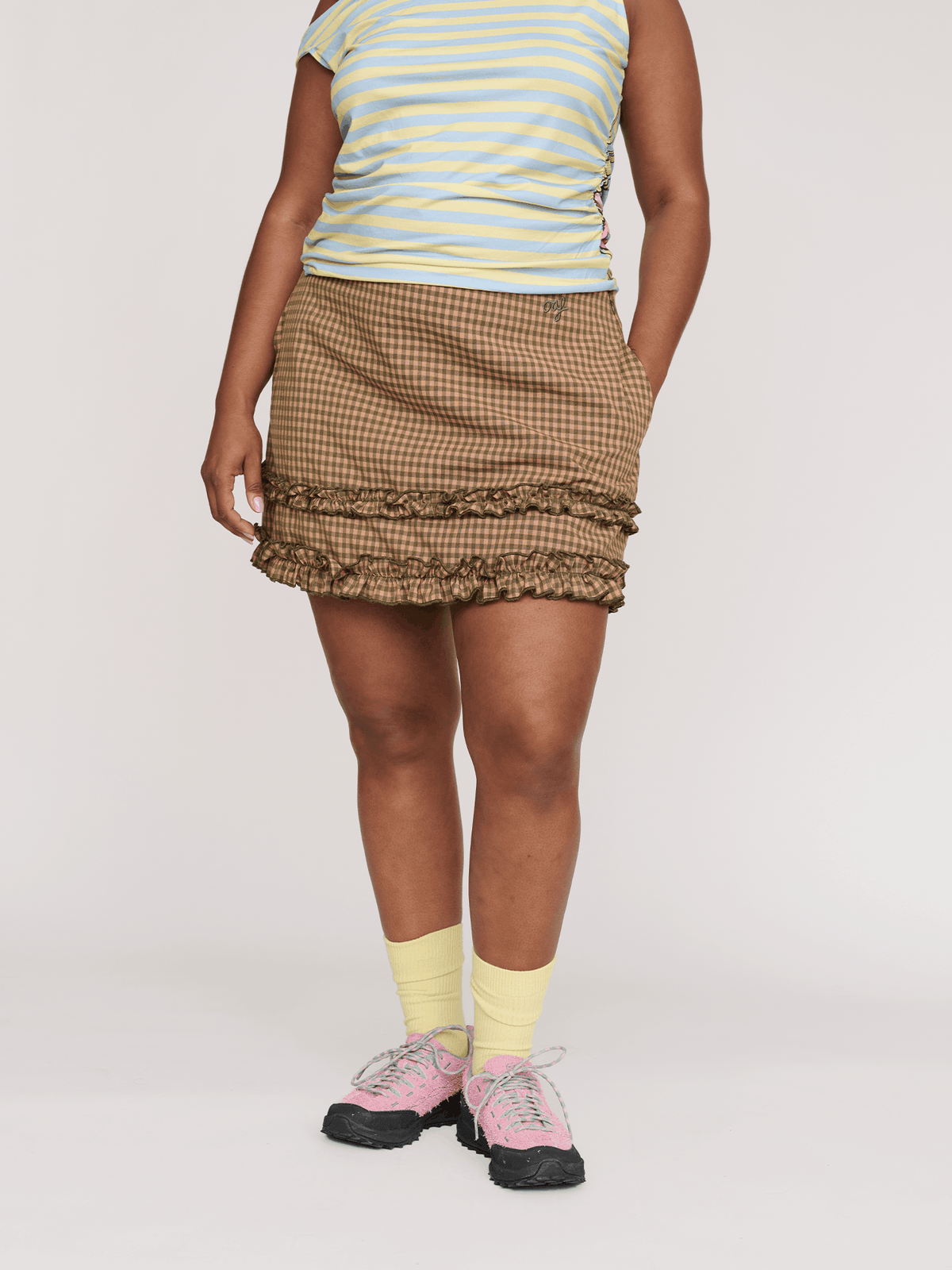 model:Sha wears size 18 and is 5’9” , collection-curve-bottoms