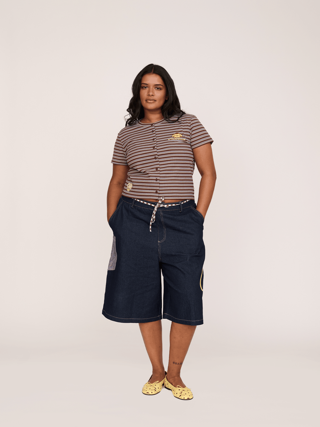 model:Sha wears size 38 and is 5’9”