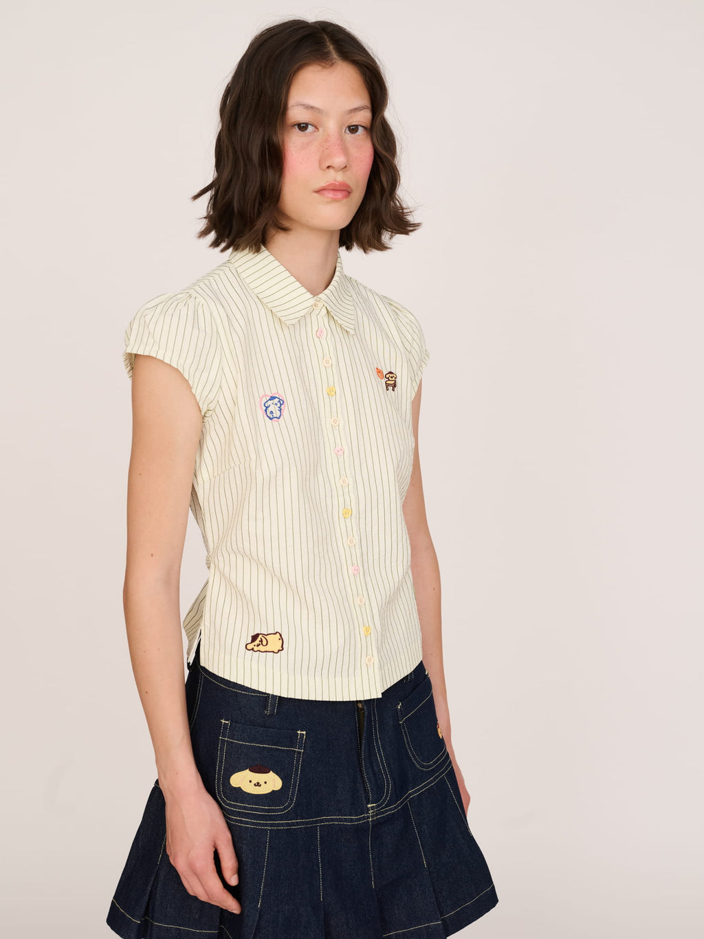model:Jess wears size 8 and is 5’7”