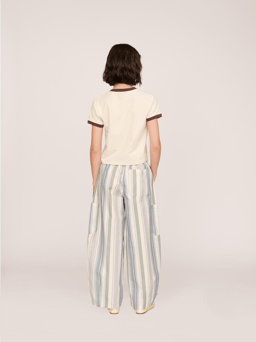 model:Jess wears size S and is 5’7”