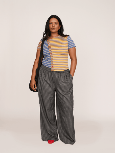 collection-curve, collection-all-trousers, model:Sha wears size XXL and is 5’9”