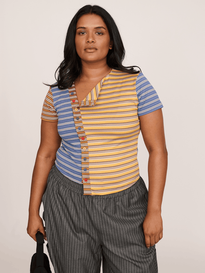 collection-curve, collection-curve-tops, model:Sha wears size XXL and is 5’9”,  collection-stand-out-styles, 