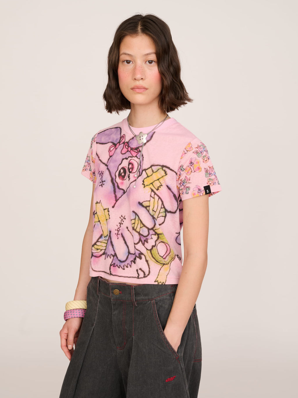  model:Jess wears size S and is 5’7”
