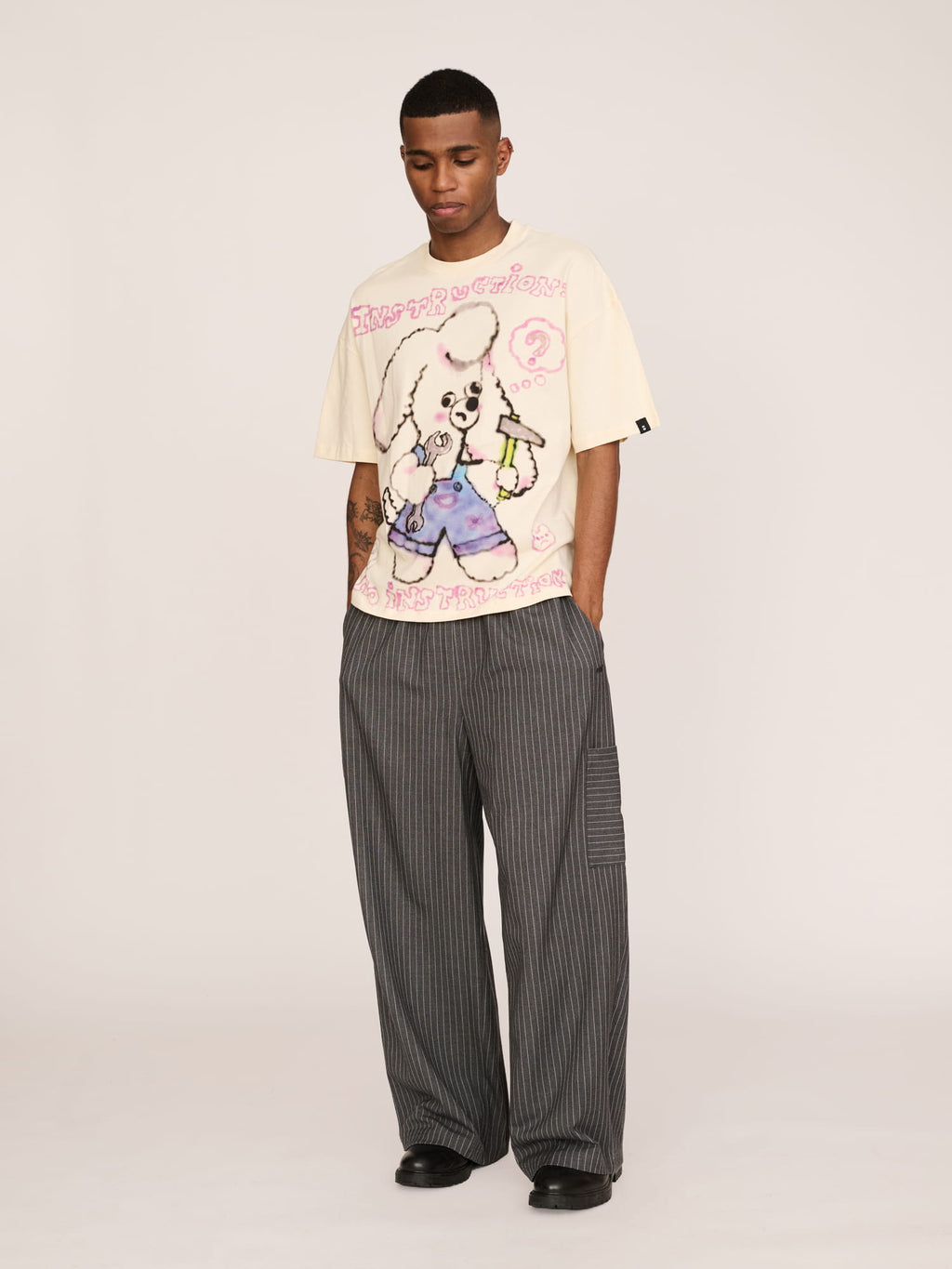 model:Paris wears size L and is 6’2”