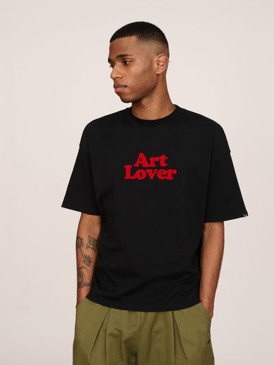 model:Paris wears size L and is 6’2”