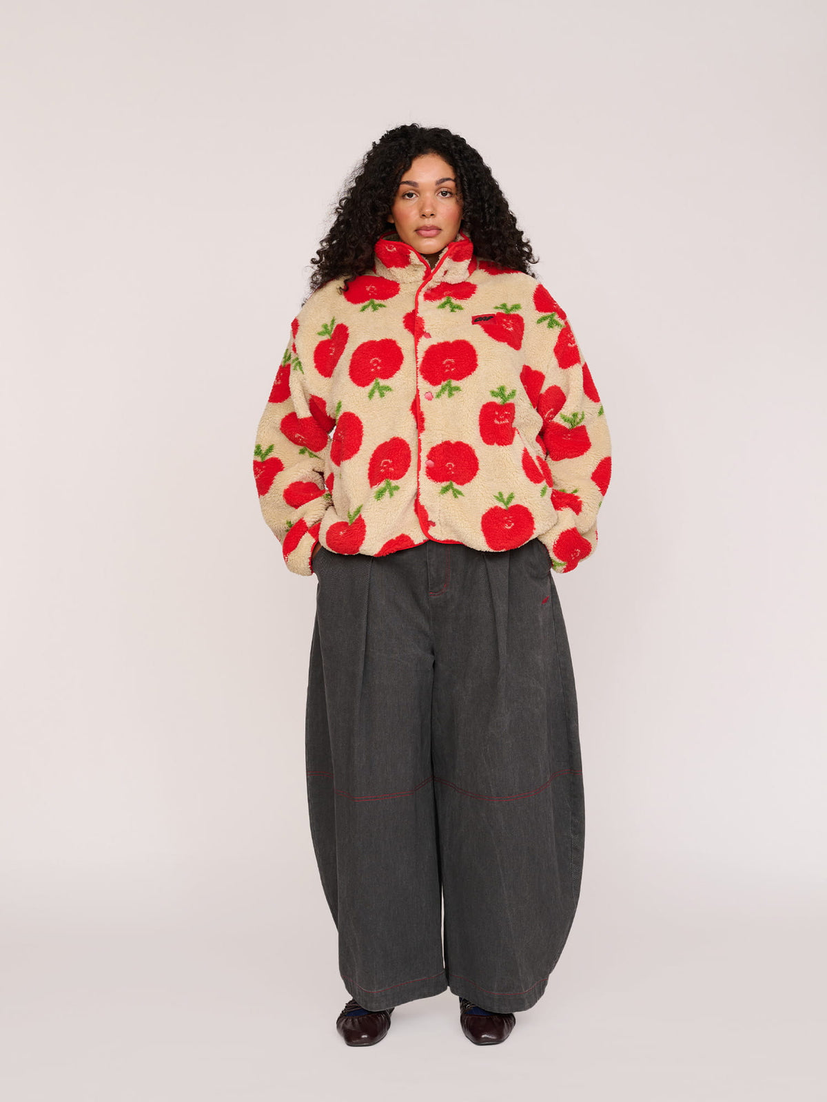model:Elena wears size XXL and is 5’10” 