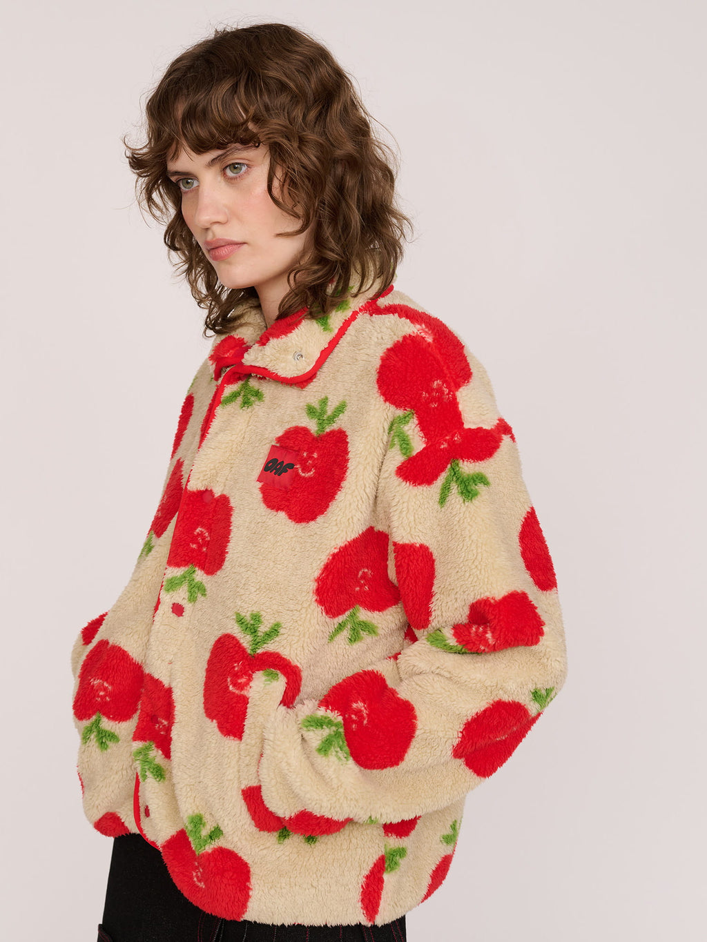 model:Ines wears size S and is 5’8”