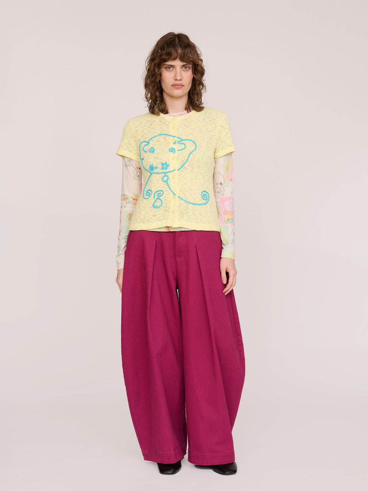 model:Ines wears size 8 and is 5’8”