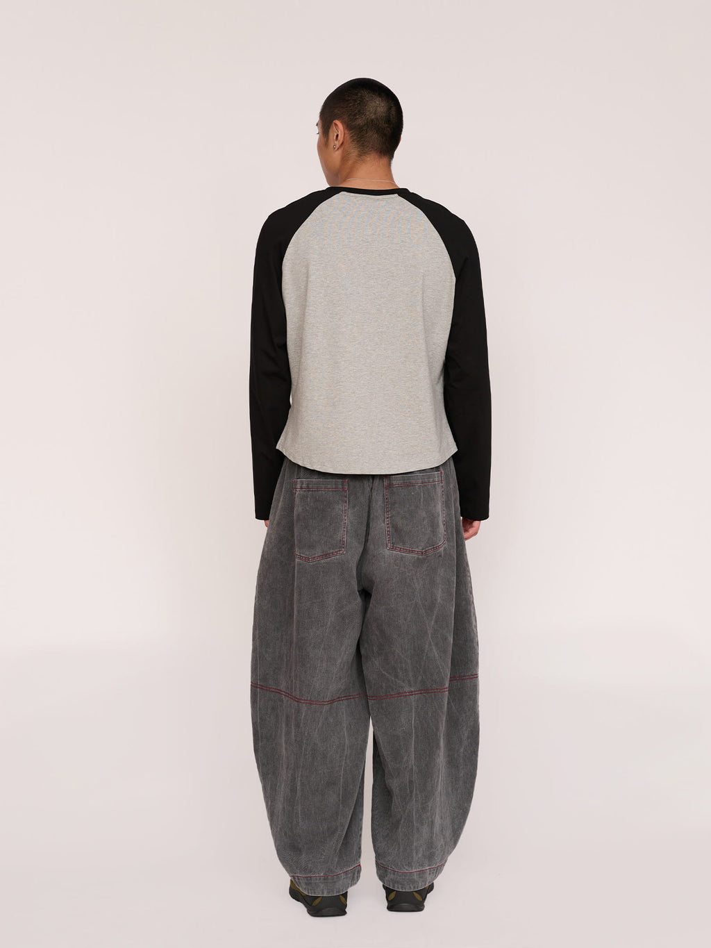 model:Andrew wears size  18 and is 5’11”
