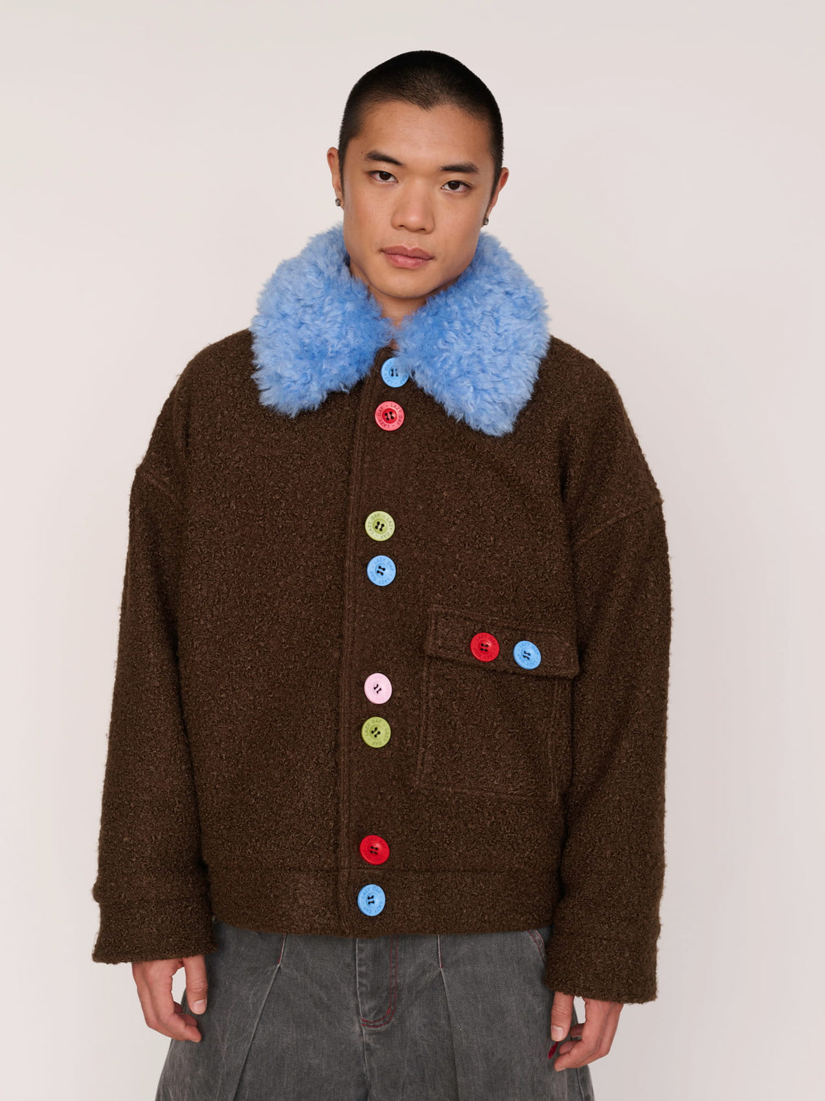 model:Andrew wears size L and is 5’11”